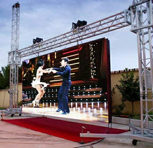 RO 960D Outdoor LED Screen