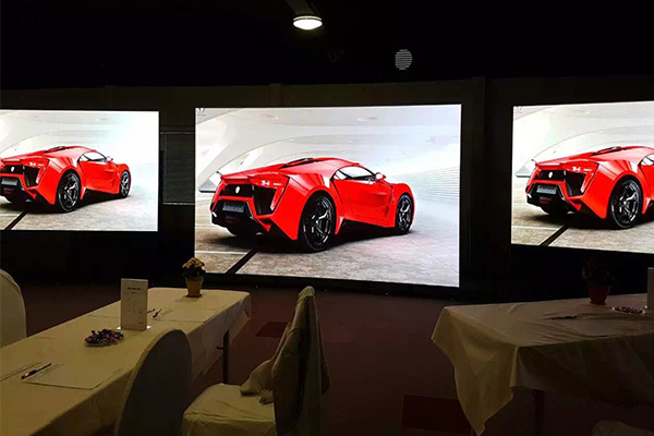 P3.91 mobile video wall