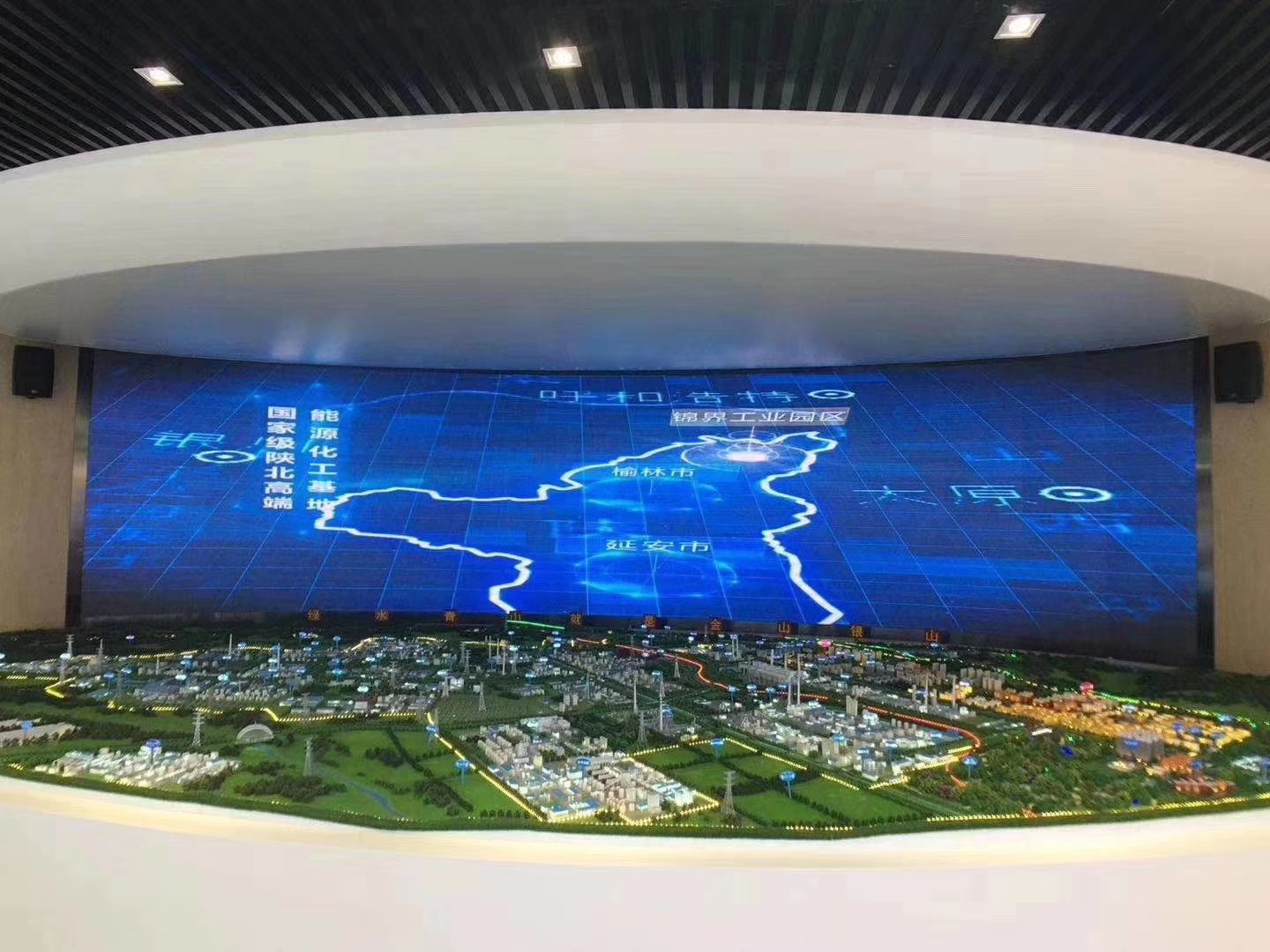 We finished the project of P1.5 indoor led video wall panels with high definition performance