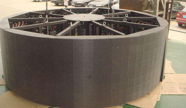 Arc, Curve LED Display Ekran Sistemleri ış Bükey