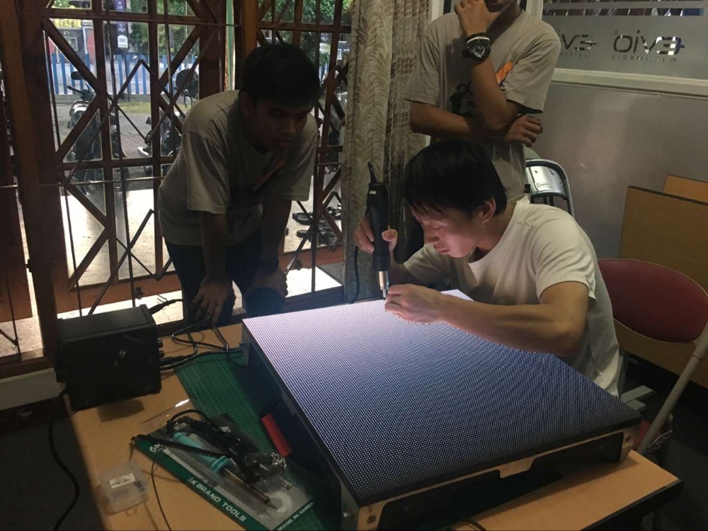 HD Indoor LED screen P3.91 rental video wall LED display