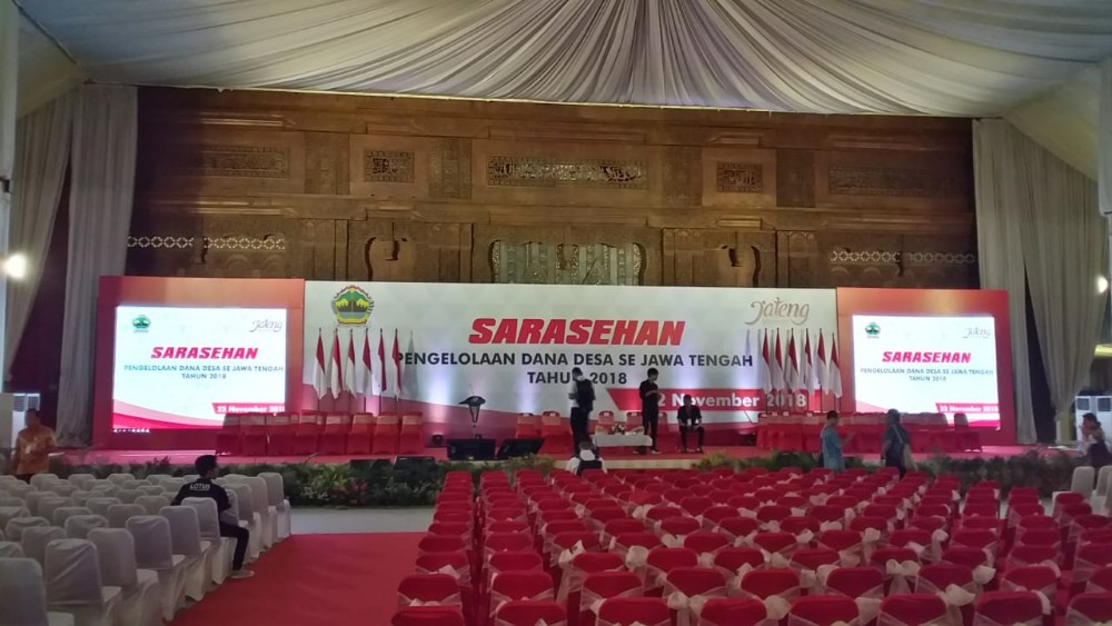 HD Indoor LED screen P3.91 rental video wall LED display