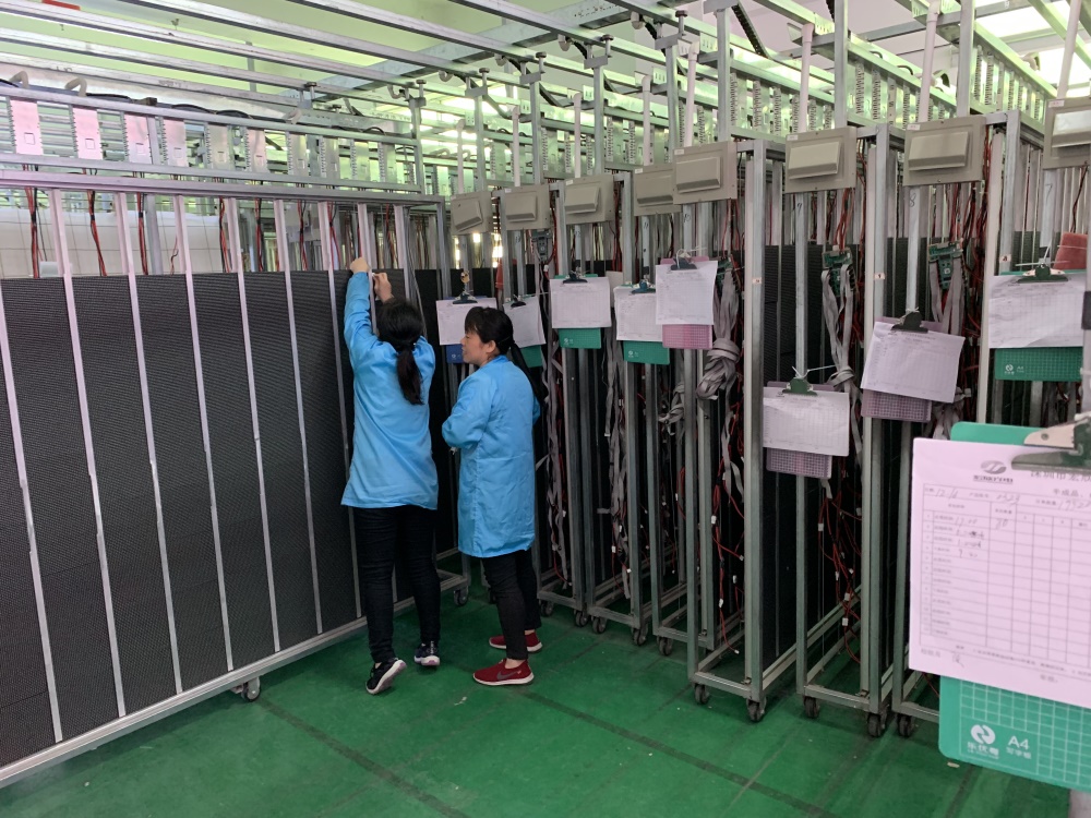outdoor P4.81 Display Panel For Church 4.8Mm P4.8 Rental Wedding Stage Backdrop