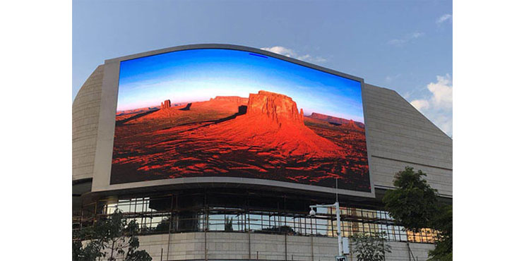 The difference between grayscale and brightness of LED display walls