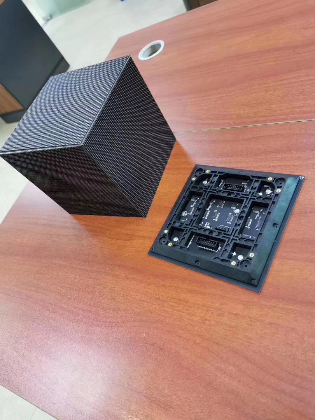 Various kinds of irregular shaped led video display wall panels are available now