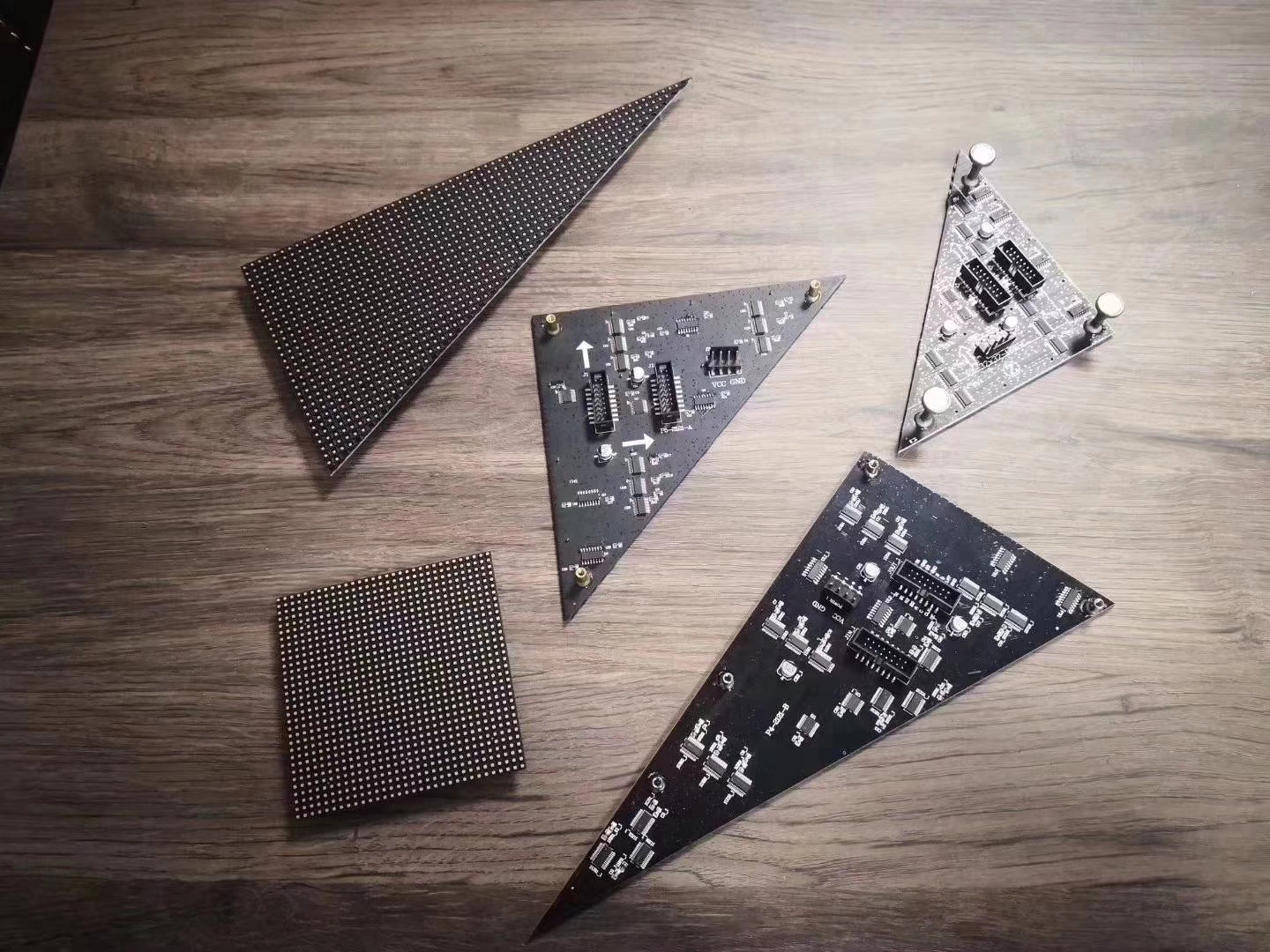 Various kinds of irregular shaped led video display wall panels are available now