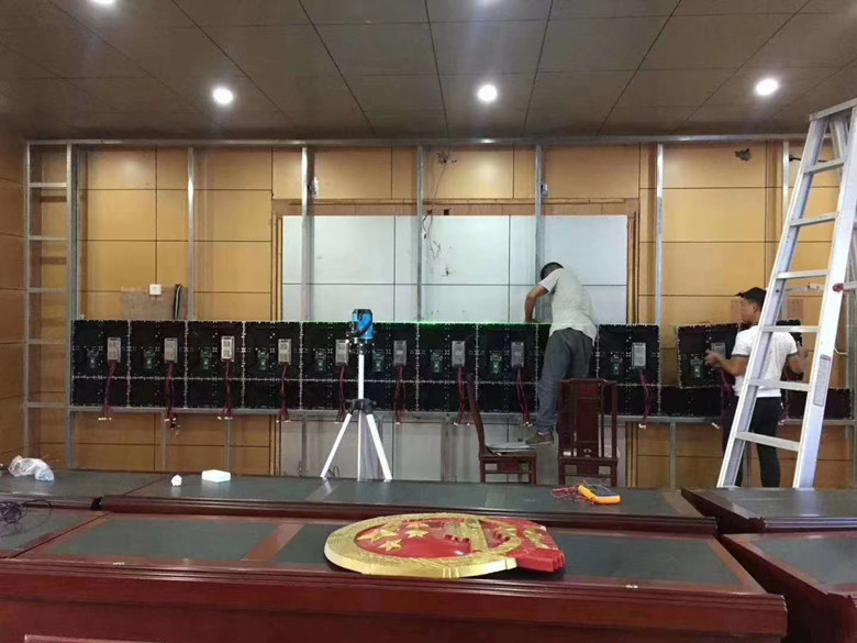 P2.5 indoor fixed led video advertising has been installed in GK hall.