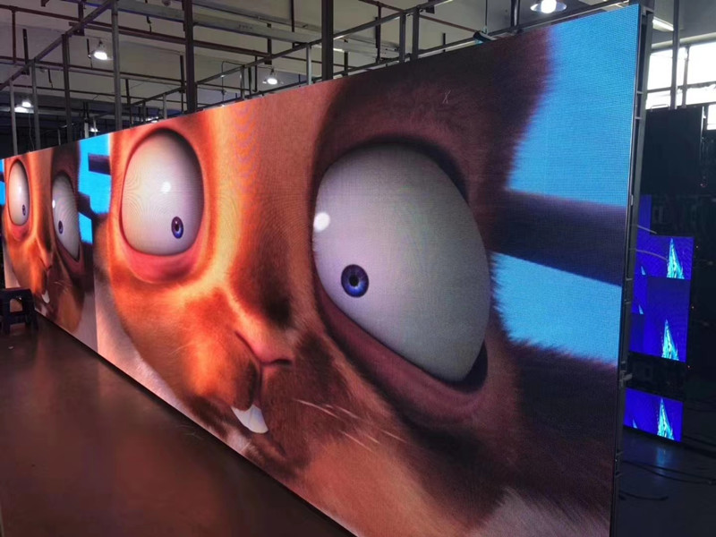 We start to assemble 300m2 P6 outdoor full color led display screen